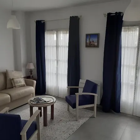 Du Chenal 3 Etoiles Apartment